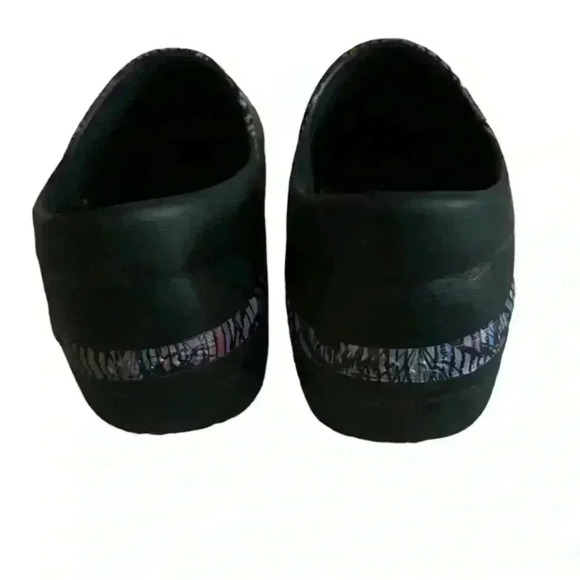 Crocs Triple Comfort Tie Dye Clog, Nurse Clog Size W9 - Picture 3 of 6